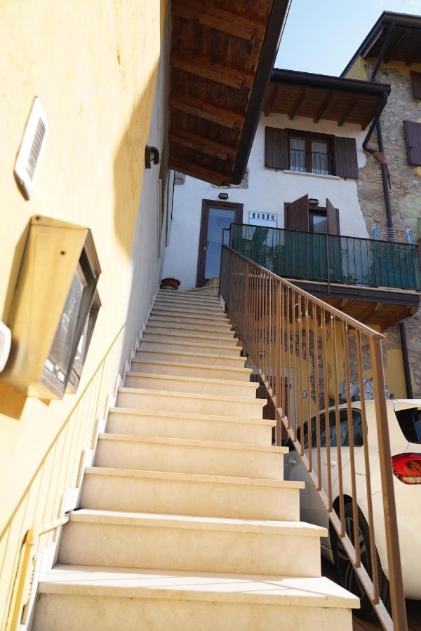 Mansarda Dolce Vita Lonato Bagian luar foto